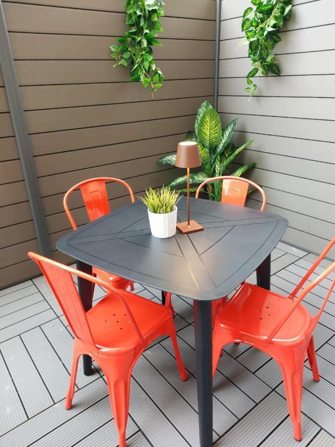 Petite Maison Elegante Monolocale Con Terrazza