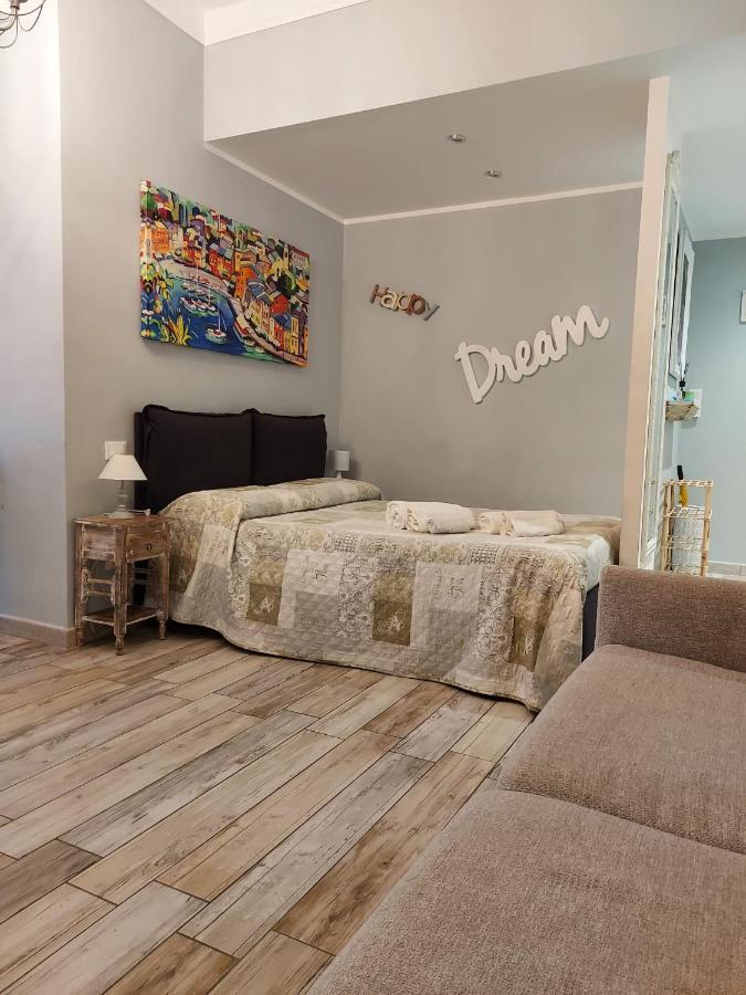 Apartment Petite Maison Elegante Monolocale Con Terrazza Chiavari